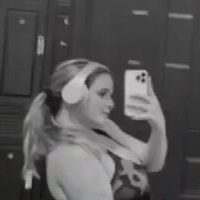 Abby J Nahé