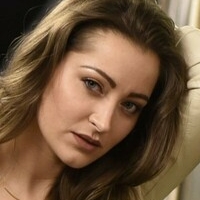 akadanidaniels Nahé