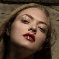 Amanda Seyfried Nahé
