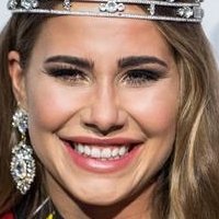 Anahita Rehbein Nahé
