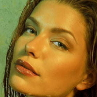 Anita Toth Nahé