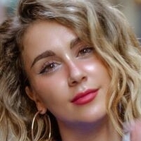 Blonde Power Nahé