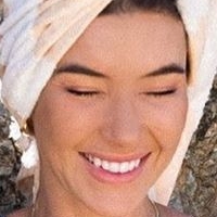 Brittany Hockley Nahé