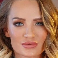 Cali Carter Nahé