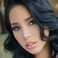 Carolina Petkoff Nahé