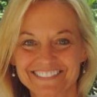 Carrie Neville Nahé