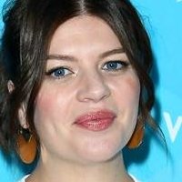 Casey Wilson Nahé