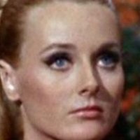 Celeste Yarnall Nahé