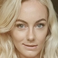 Chloe Hill Nahé