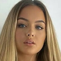 Chloe Xo Nicole Nahé