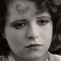 Clara Bow Nahé