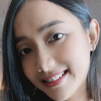 cutenbusty Nahé