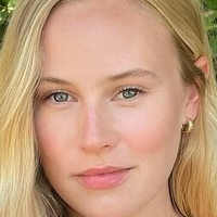 Danika Yarosh Nahé