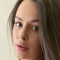 eeemilyyy Nahé