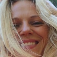 Emma Bell Nahé