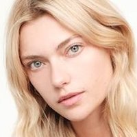 Farah Holt Nahé