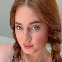Felicity_Freckle Nahé