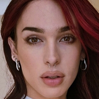 fire_gal Nahé