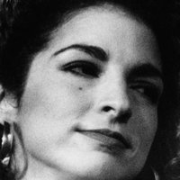 Gloria Estefan Nahé