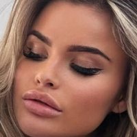 Hailey Baker Nahé