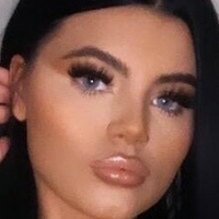 Haylee Pretty Nahé