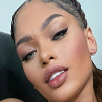 insidezahra Nahé