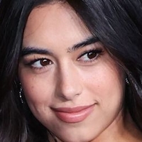 Jade Bender Nahé