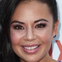 Janel Parrish Nahé