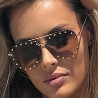 jeniceofficial Nahé