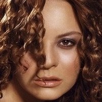 Jenna von Oÿ Nahé