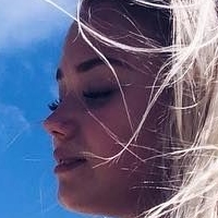 Julia Beautx Nahé