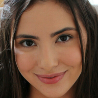 juliabyfree Nahé