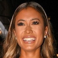 Kaz Crossley Nahé