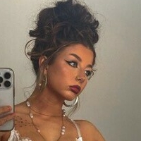 Keelyyedwards Nahé
