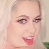 Klaudia Kelly Nahé