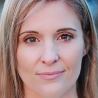 Laura Marie Nahé