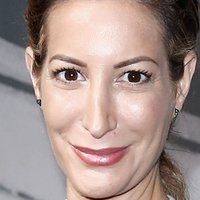 Laura Pradelska Nahé