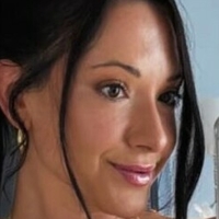 Layah Heilpern Nahé