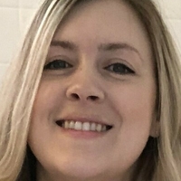 Liz_XO_ Nahé