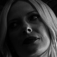 lizfireflypremium Nahé