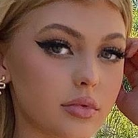 Loren Gray Nahé