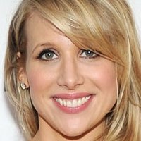 Lucy Punch Nahé
