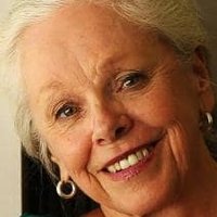 Lynette Curran Nahé