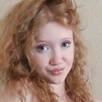 Makenna Kelly Nahé