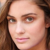 Mia Hulen Nahé