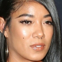 Mila J Nahé