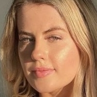 Molly Doherty Nahé