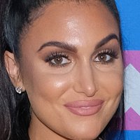 Molly Qerim Nahé