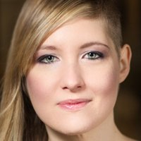 Nikki Wallin Nahé