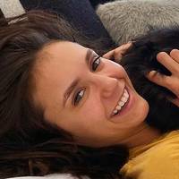 Nina Dobrev Nahé